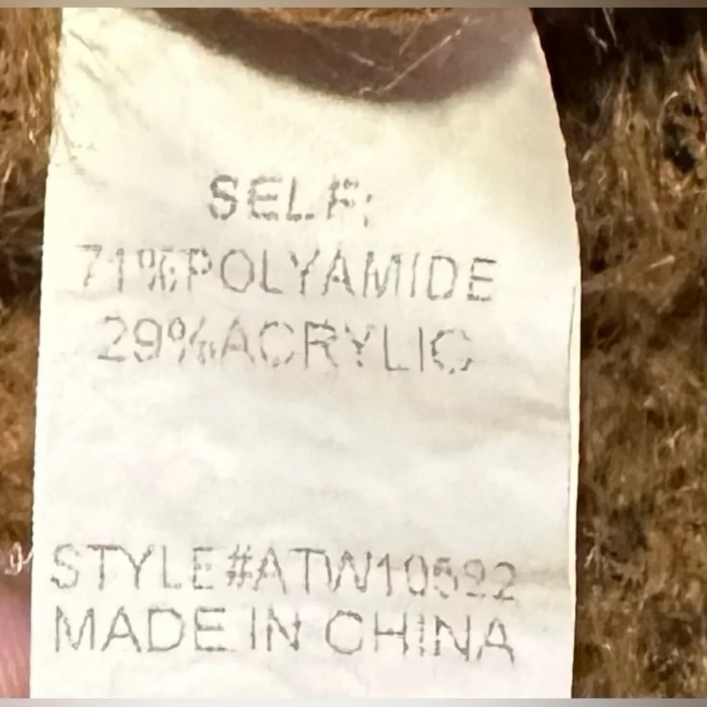 AndTheWhy Women’s Cheetah Print Sweater Size S/M EUC - Picture 4 of 5